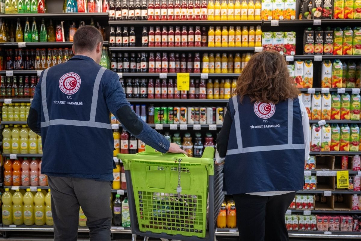 Bakanlık yılbaşı öncesi market ve AVM fahiş fiyat denetimlerini sıklaştırdı