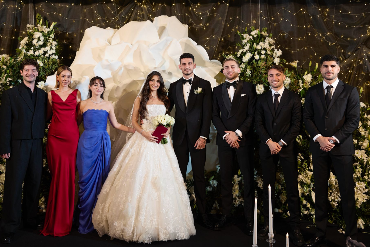 Samet Akaydın ile Hazal Çağlar evlendi; nikah şahitleri Eren Elmalı, Barış Alper Yılmaz ve Yunus Akgün oldu