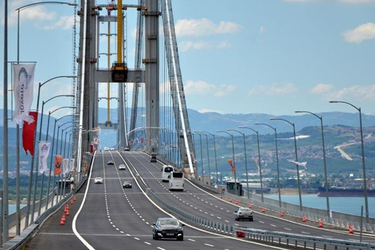 Köprü ve otoyol geçiş ücretlerine zam geldi, 1 Ocak 2026'dan itibaren geçerli olacak