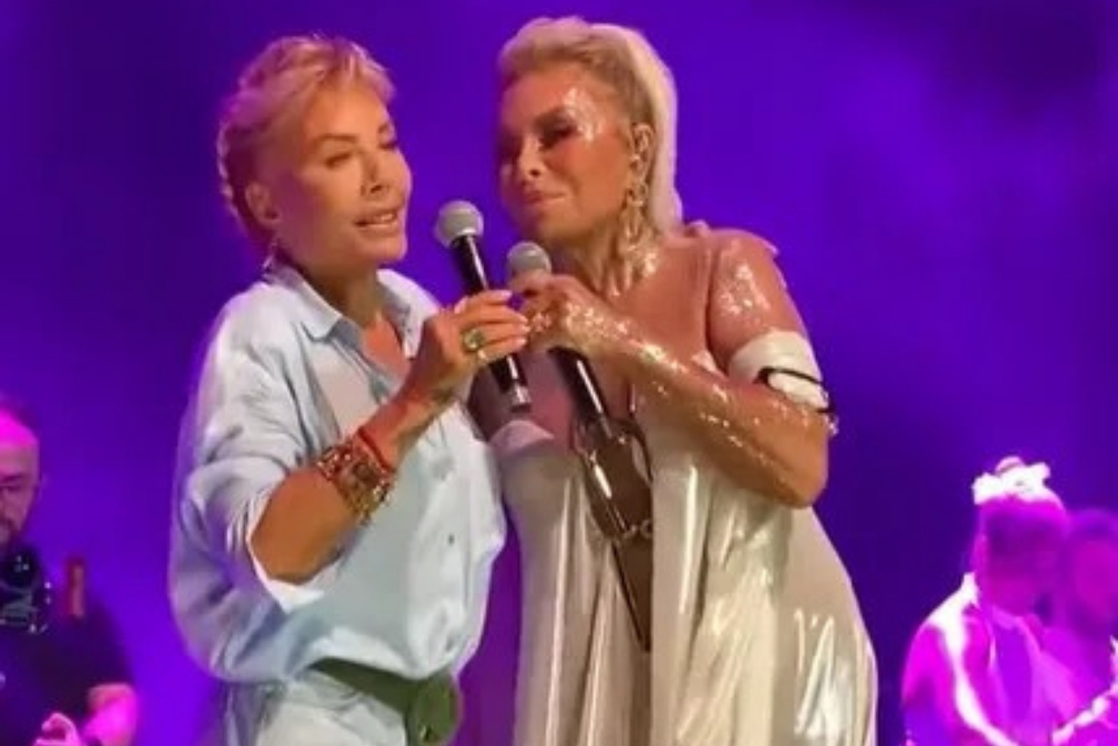 Semiramis Pekkan'dan Ajda Pekkan'a 'Kardeş' mesajı