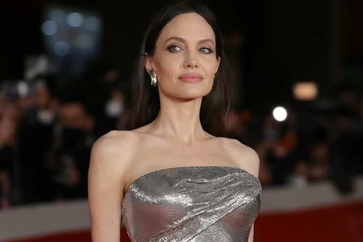 Angelina Jolie ABD’den ayrılıp Fransa ve Kamboçya arasında yaşayacak