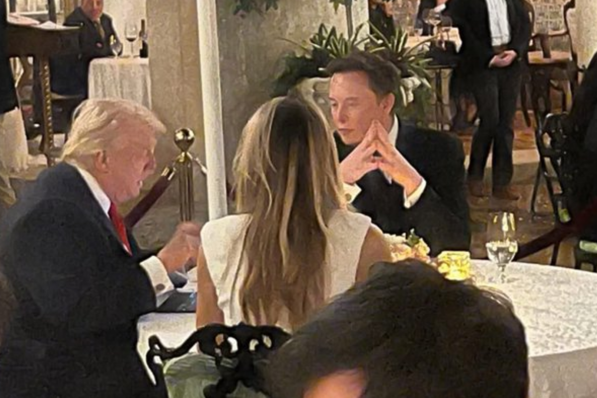 Elon Musk ABD’nin Maduro’yu kaçırdığı gece Donald Trump ve Melanie Trump’la yemek yedi, o anları 2026 müthiş olacak diye paylaştı