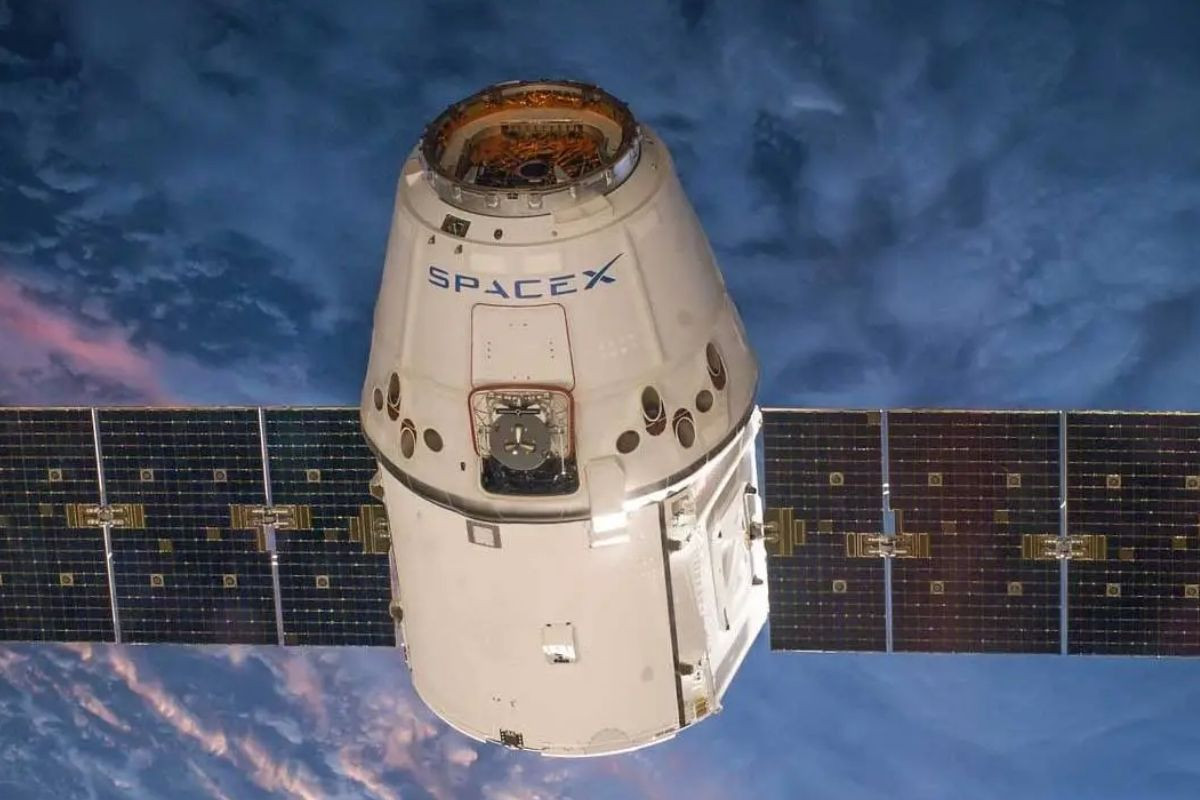 SpaceX onayı aldı, Starlink uydu sayısı 15 bine çıkıyor