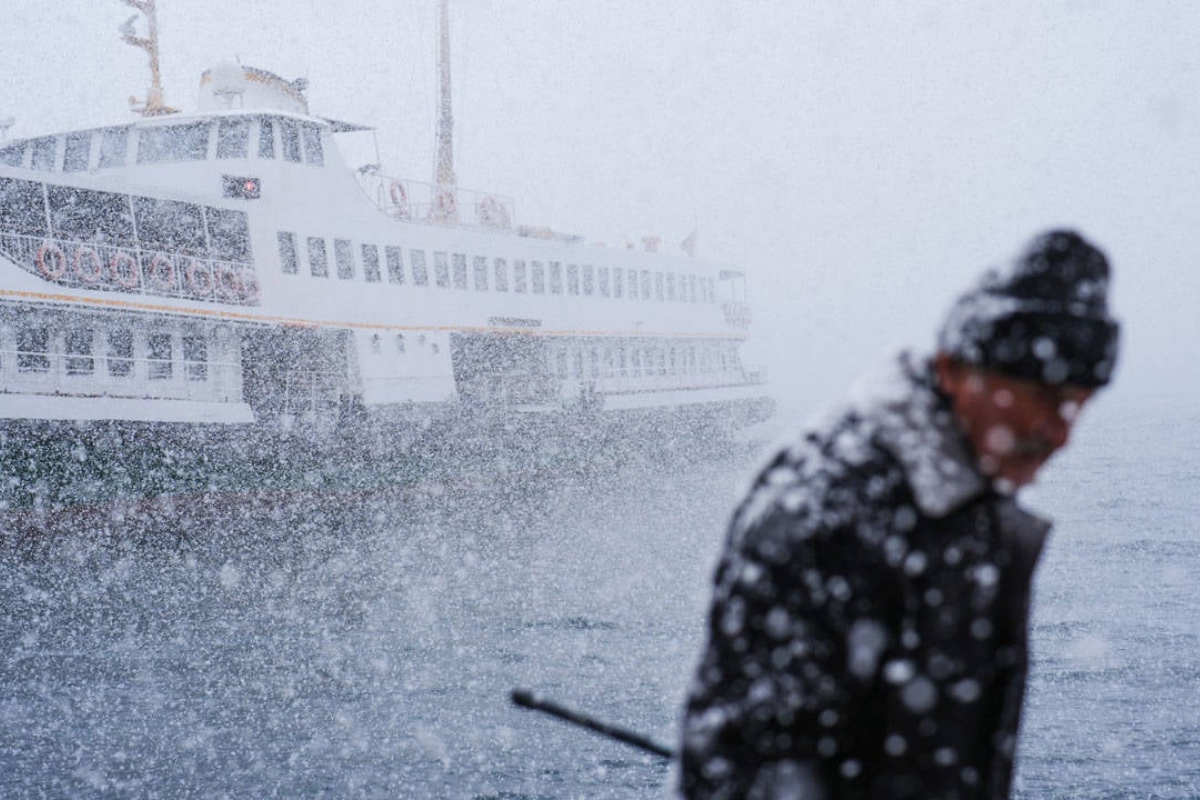 İstanbul’da bazı vapur seferleri kar yağışı nedeniyle iptal edildi