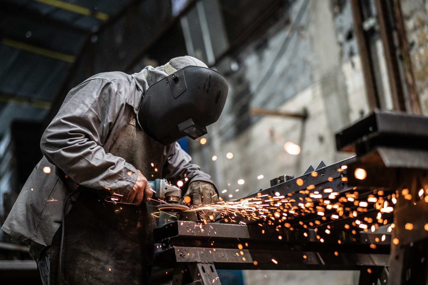 Sanayide istihdam Şubat 2022’den bu yana en düşük seviyede