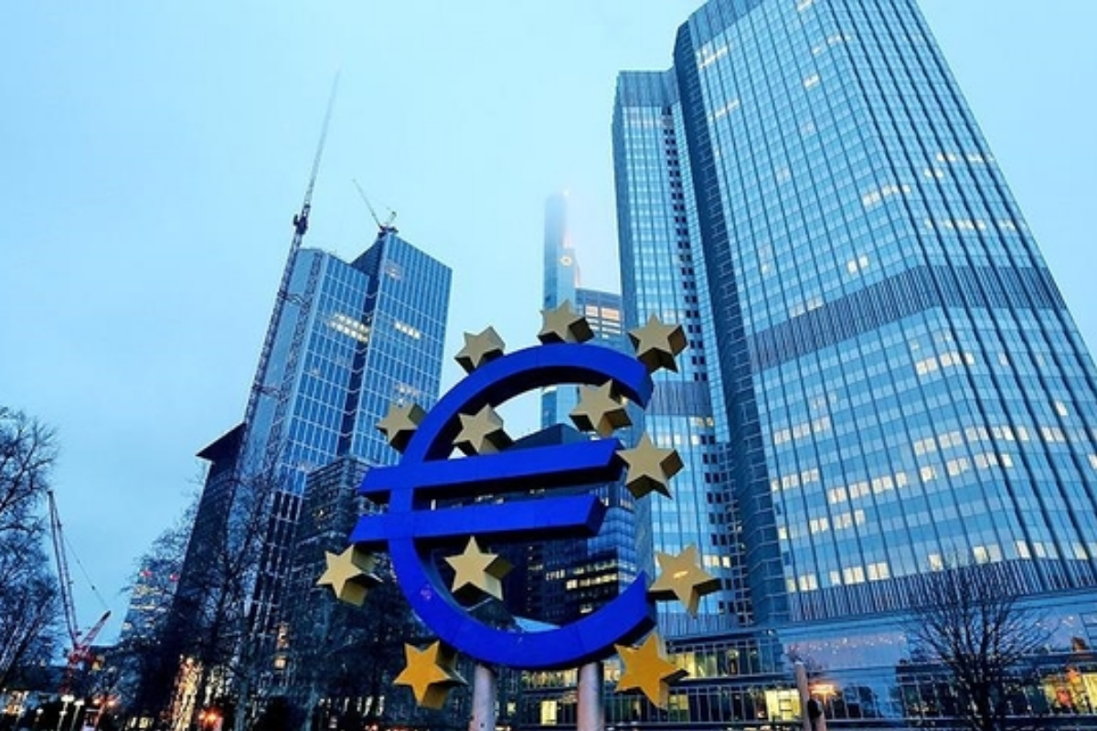 Almanya'daki ekonomik toparlanma, Fransa'daki zayıflığı dengeledi; Euro Bölgesi'nde özel sektör faaliyetlerinde ılımlı büyüme gerçekleşti