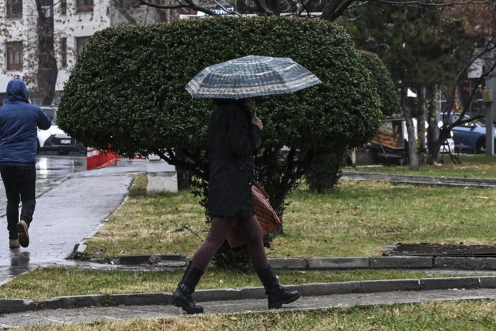 İstanbul yeni haftaya sağanakla başlıyor, 4 gün yağmur var