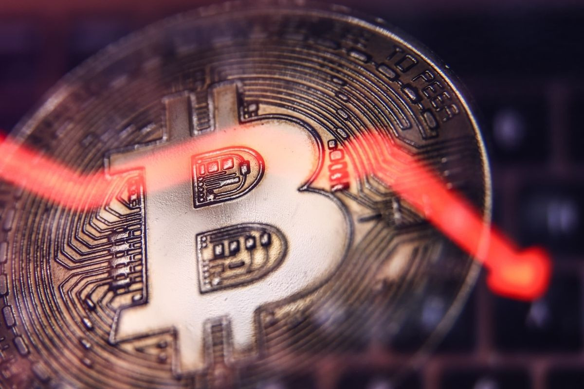 Satış dalgası kripto paraları vurdu, Bitcoin 85 bin doların altını gördü