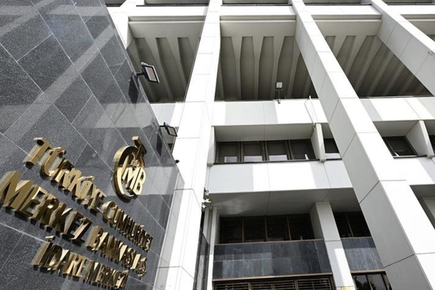 Merkez Bankası rezervleri bir haftada 10,4 milyar dolar arttı