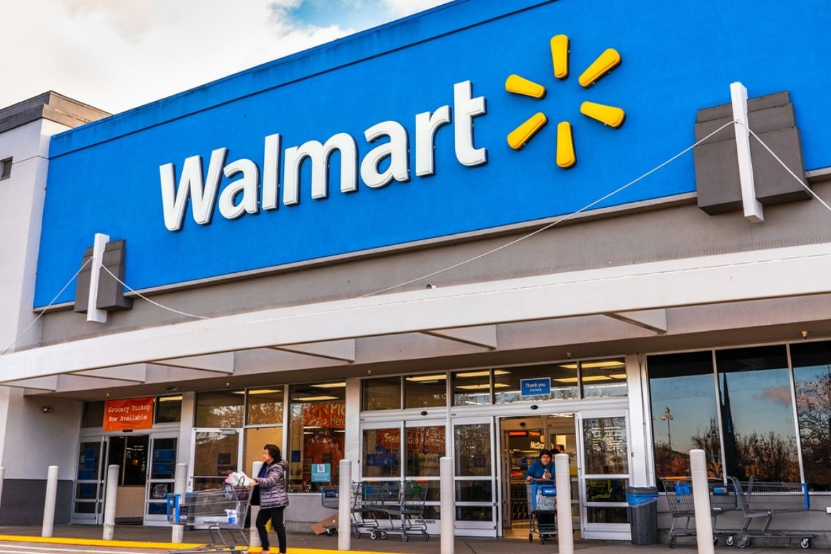 Walmart'ın piyasa değeri ilk kez 1 trilyon doları gördü