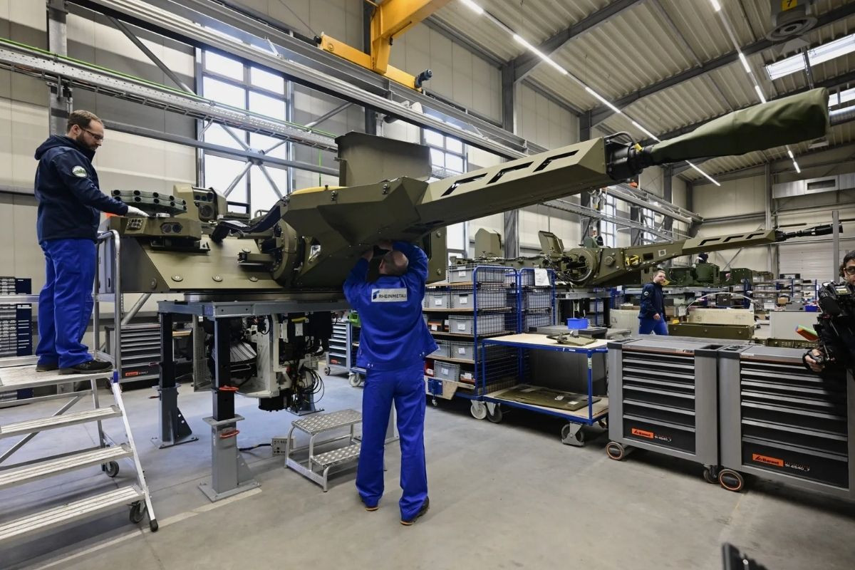 Avrupa’da savunma ve güvenlik girişimleri 2025’te 8,7 milyar dolar yatırımla yüzde 55 büyüdü