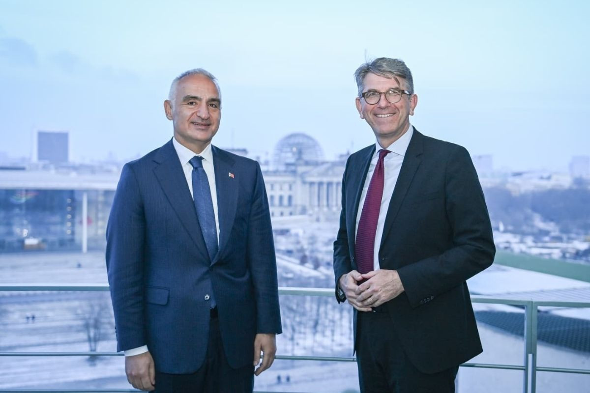 Göbeklitepe’nin 12 bin yıllık mirası Berlin’de sergide, Türk ve Alman bakanlar işbirliği için bir arada
