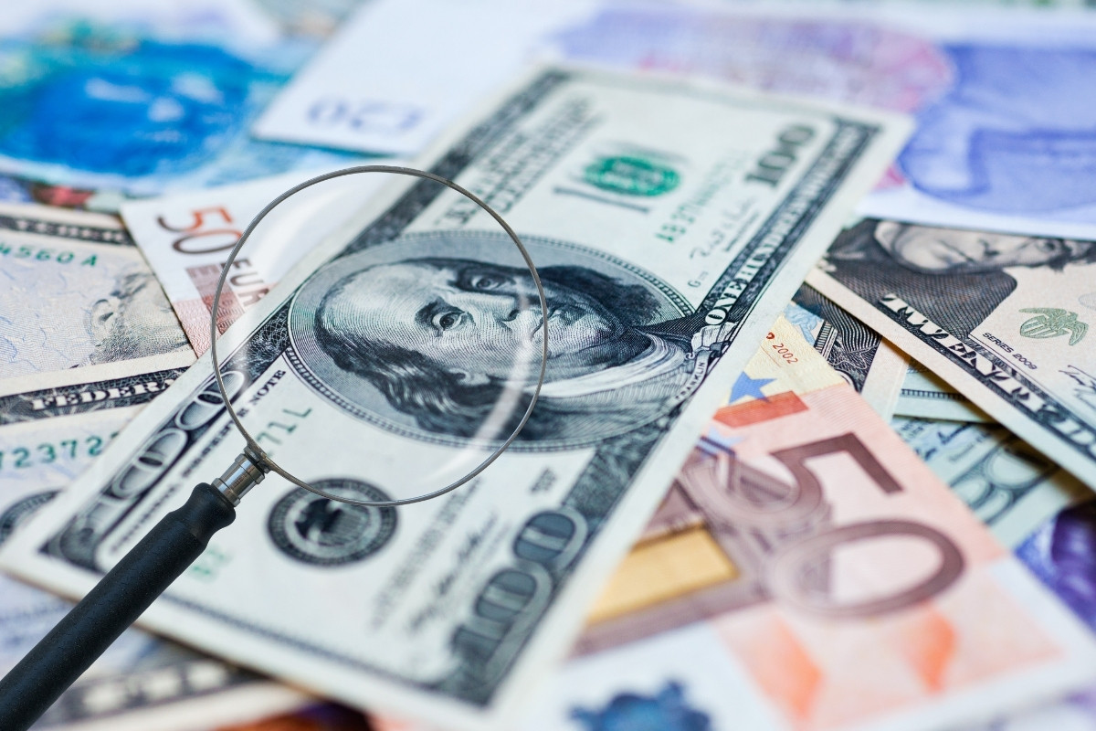 Hazine ve Maliye Bakanlığı'ndan sahte döviz ve kara para riskine karşı denetim