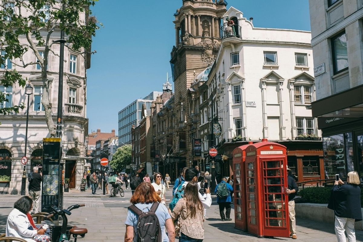 İngiltere’de işsizlik oranı yüzde 5,2 ile son beş yılın en yüksek seviyesinde