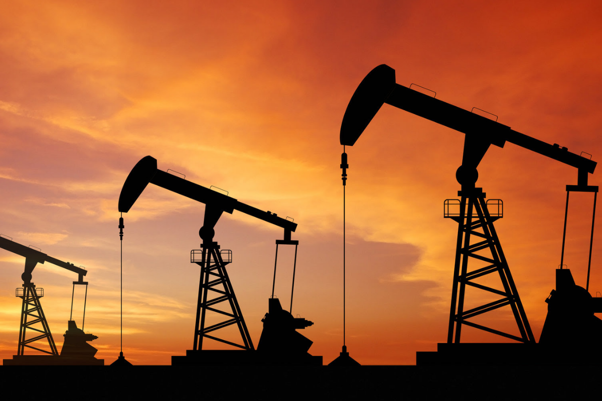 Mısır, toplamda 4 milyar dolardan fazla yatırımla altı petrol rafinerisi geliştirmeyi planlıyor