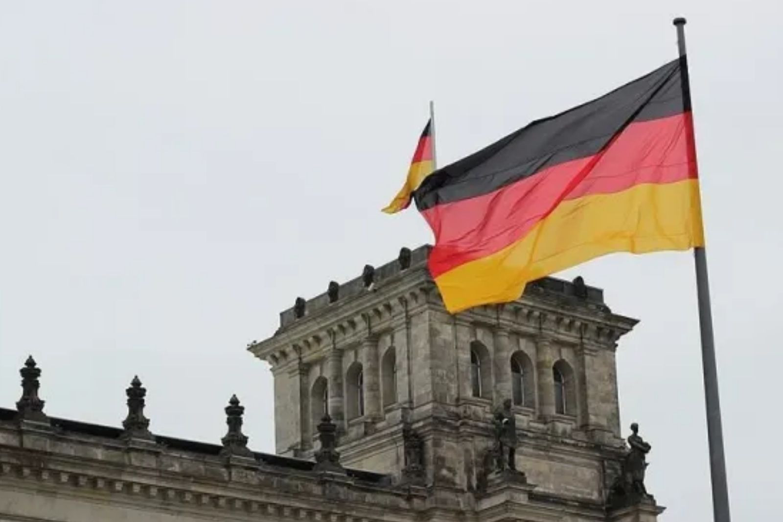 Almanya'da 500 milyar euroluk 'Altyapı ve İklim Fonu' tartışması