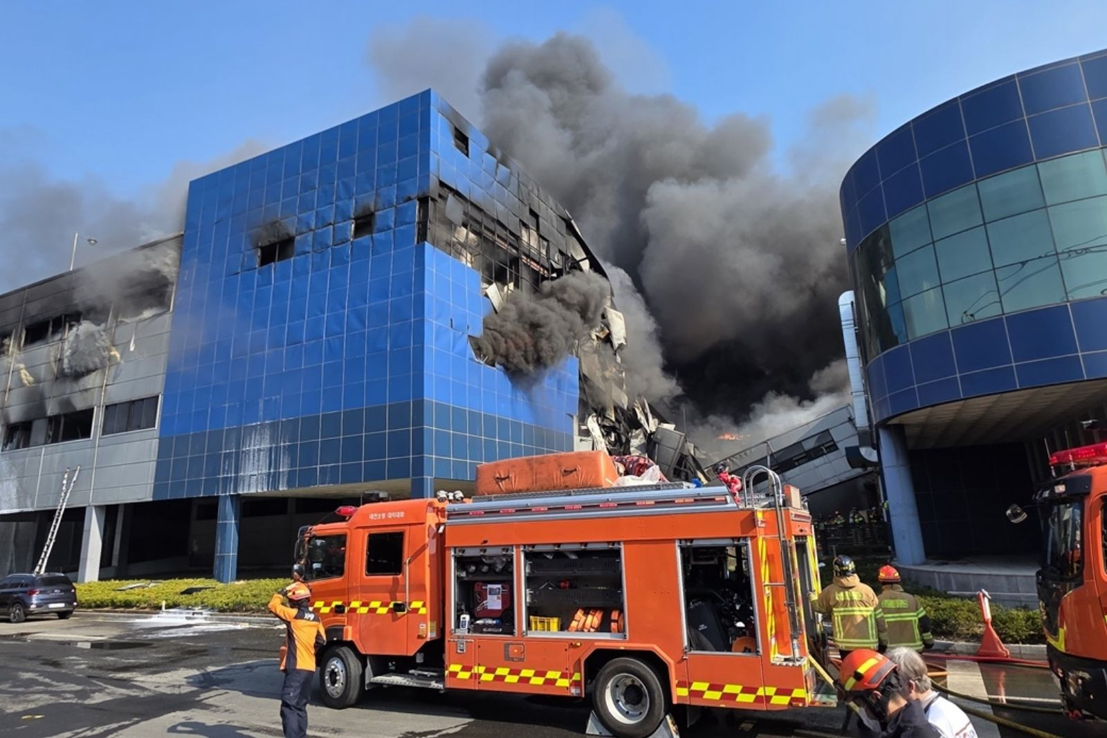 Güney Kore'de otomobil fabrikasında yangın faciası, 50 kişi yaralandı