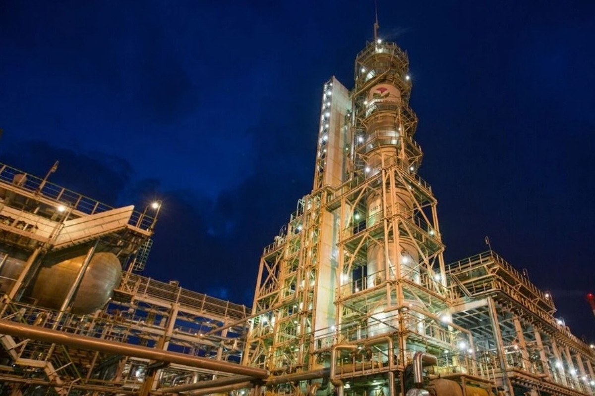 Rosneft’in 23,5 milyon ton kapasiteli üç petrol işleme tesisi, Ufa’da İHA saldırısına karşı güvenlik önlemleriyle korundu