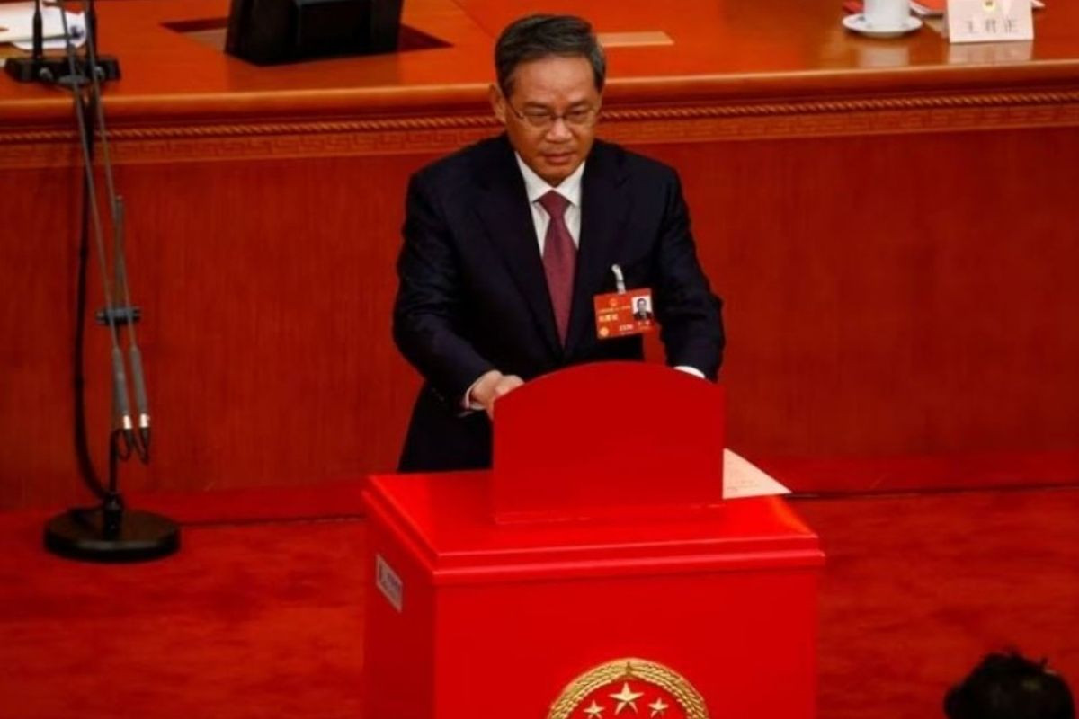 Çin Başbakanı Li'den 'Rekabete dayalı piyasa düzenini koruyalım' çağrısı