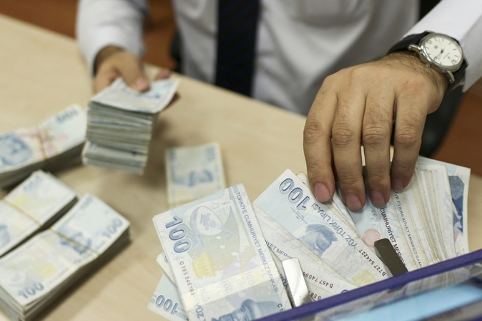 Bankacılık sektörünün mevduatı geçen hafta arttı