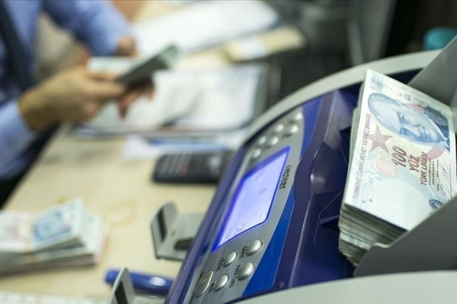 Kur Korumalı Mevduat bakiyesi 1 milyar 922 milyon liradan 1 milyar 567 milyon liraya geriledi