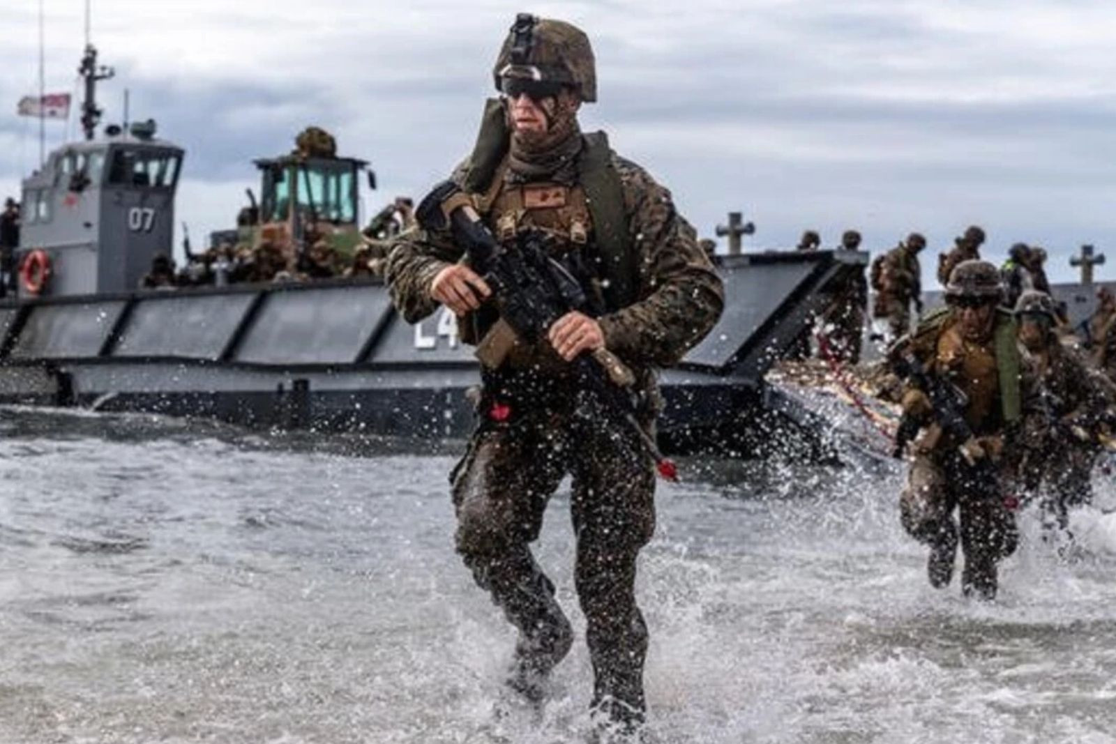 İran'dan Pentagon'un kara operasyonu planına cevap geldi