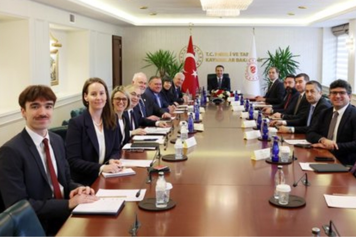 Bakan Alparslan Bayraktar, Kanadalı AtkinsRealis şirketi ile nükleer enerji işbirliğini görüştü