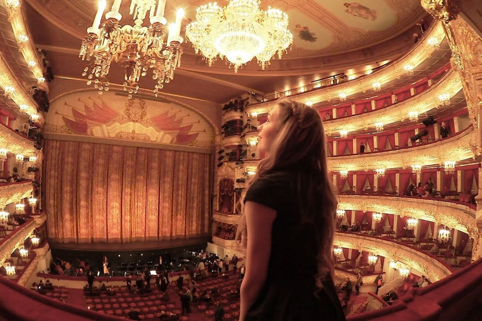 Ünlü tiyatro Bolşoy 250 yaşında