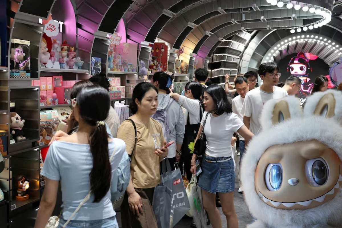 Labubu çılgınlığının sona ermesinin ardından Çinli oyuncak şirketi Pop Mart'ın piyasa değeri  42,5 milyar dolar eridi