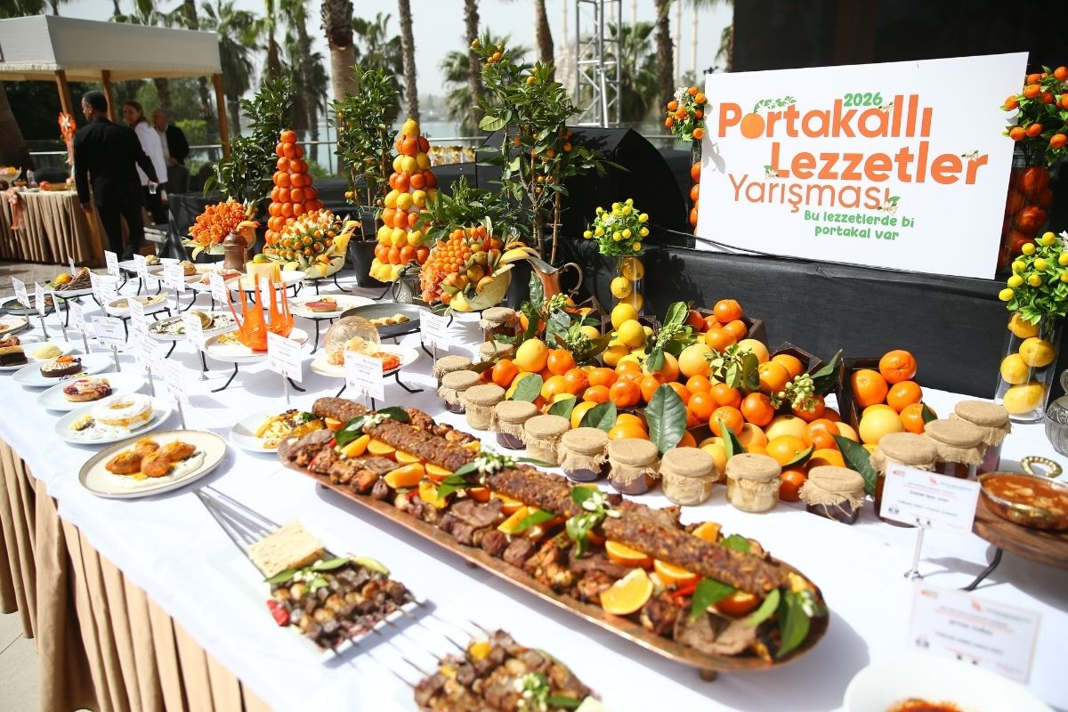Adana'da portakallı lezzetler yarıştı
