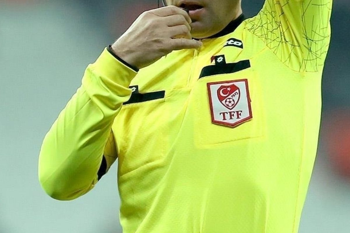 Süper Lig’de ertelenen 27'inci hafta maçlarının hakemleri açıklandı