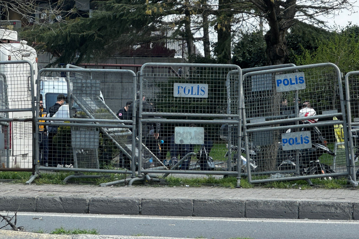 Beşiktaş'taki İsrail Başkonsolosluğu önünde silahlı çatışma