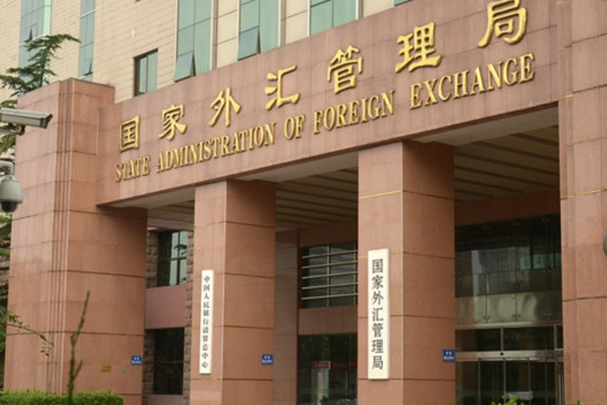 Çin’in döviz rezervleri mart ayında 85,7 milyar dolar gerileyerek düşüş kaydetti