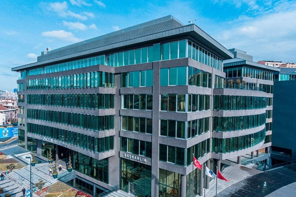 Üsküdar Belediyesi'ne operasyon düzenlendi çok sayıda kişi gözaltına alındı