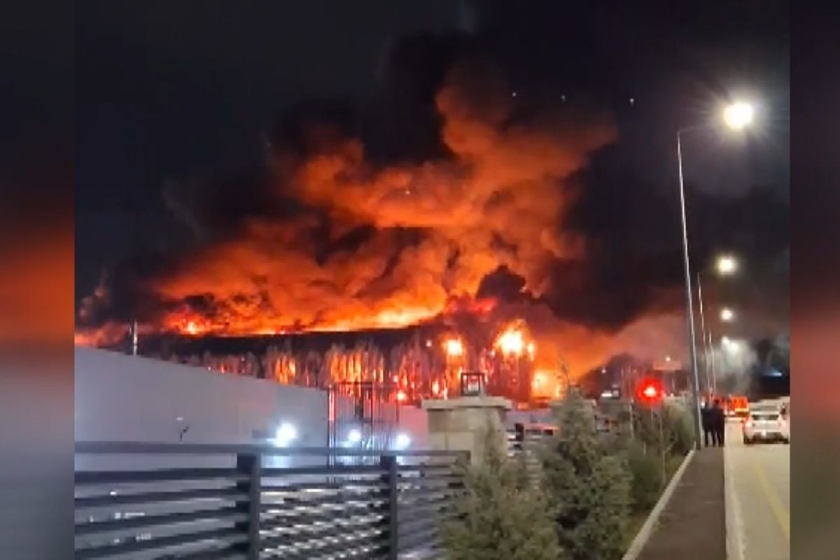 Ankara'da ilaç fabrikasında yangın çıktı