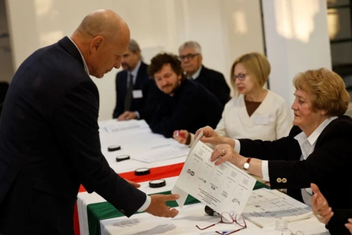 Macaristan'da genel seçimlerde oy verme işlemi sona erdi