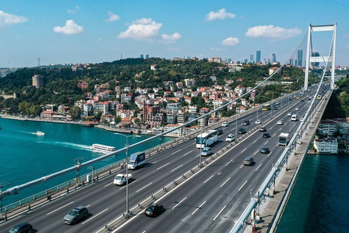 Boğaz köprüleri ve otoyolların özelleştirilmesi için Portekiz'den talip var