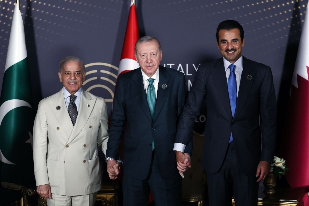 Cumhurbaşkanı Erdoğan'dan Antalya'da diplomasi trafiği, Pakistan Başbakanı ve Katar Emiri ile İran'ı görüştü