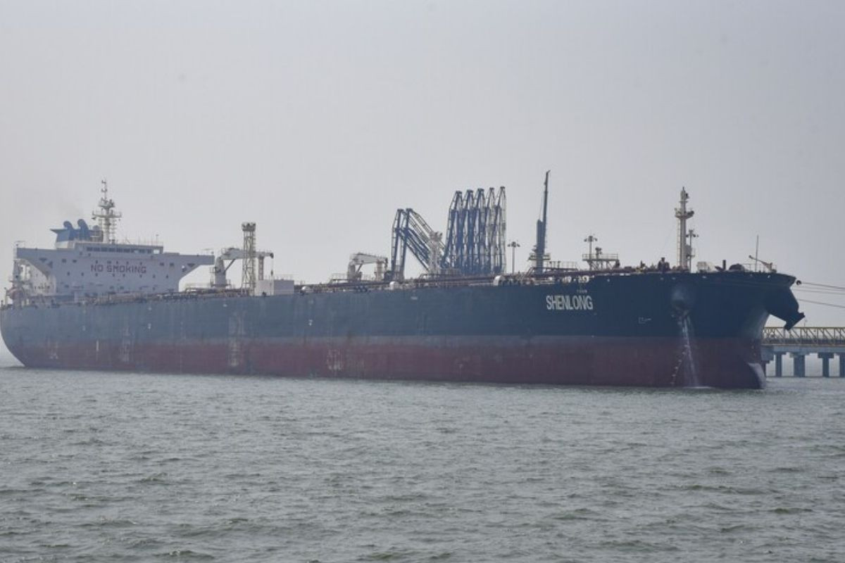 İran, Hürmüz Boğazı'nın ateşkes sürecinde açık olacağını açıkladı