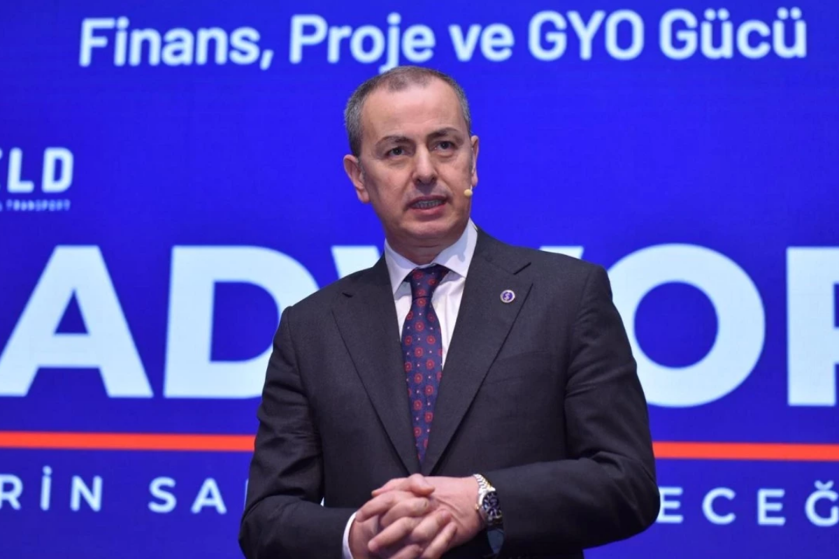 İş Bankası Genel Müdürü Hakan Aran'dan 'Ekonomi programına desteğim sürüyor, revizyon önerim var' açıklaması