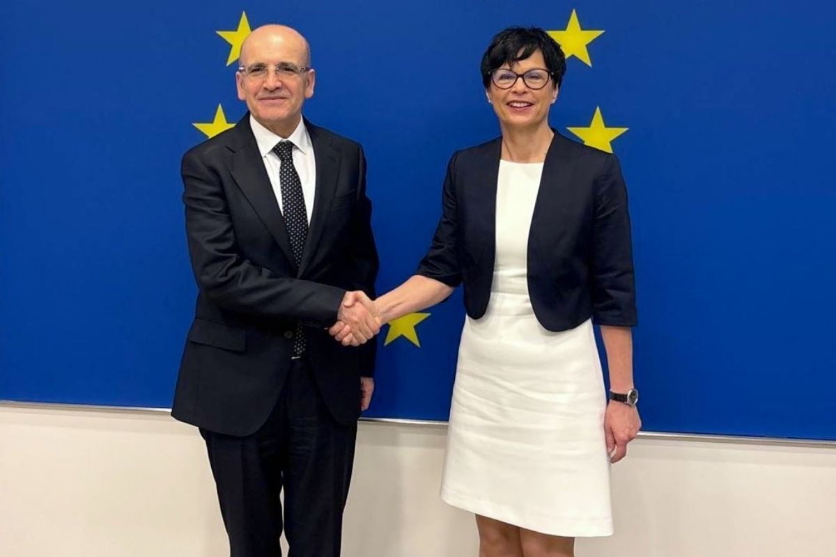 Bakan Mehmet Şimşek'ten Washington'da 'Türkiye, Avrupa'nın doğal ortağıdır' paylaşımı