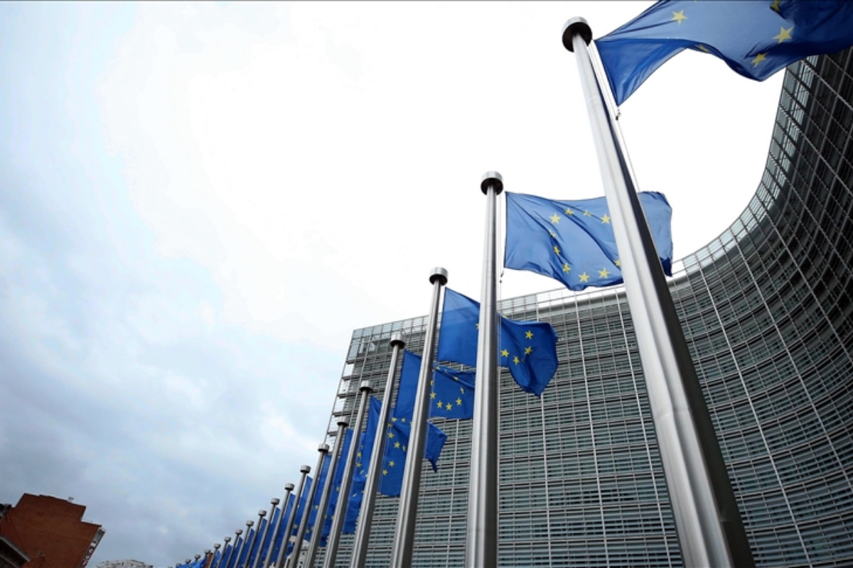 AB Komisyonu, 180 milyon euroluk bulut ihalesini 4 Avrupalı şirkete verdi