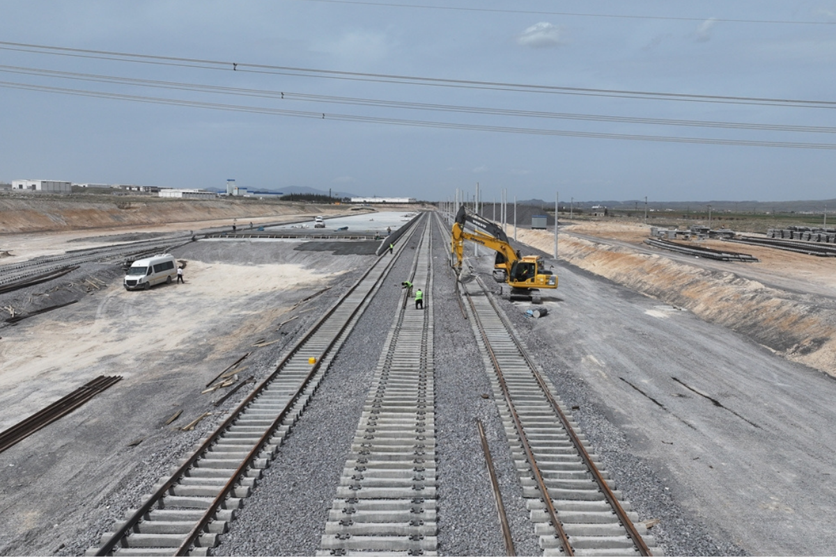 Sanayicinin ihracatını kolaylaştıracak demir yolu lojistik merkezinin yüzde 70'i tamamlandı