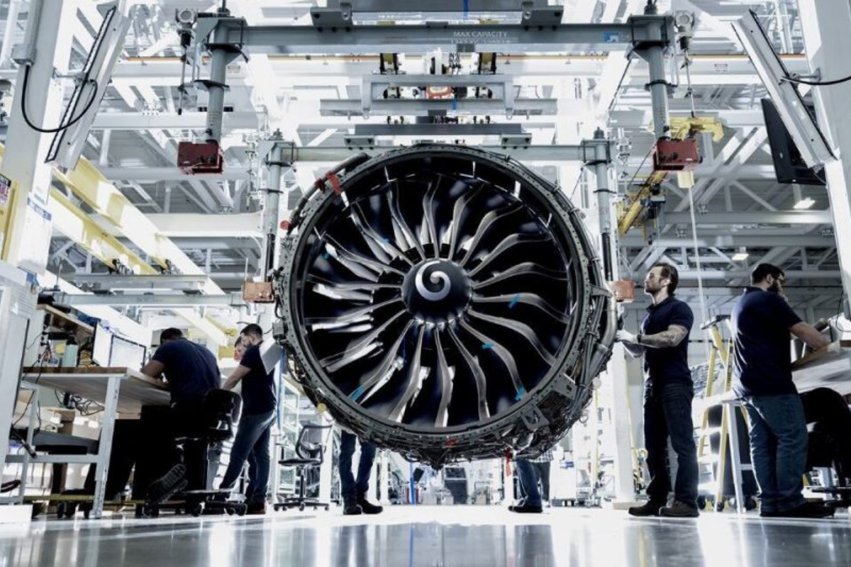 General Elektrik'in uçak motoru savaştan sıyrıldı, finansalları 2026'nın ilk çeyreğinde beklentilerin üzerinde geldi