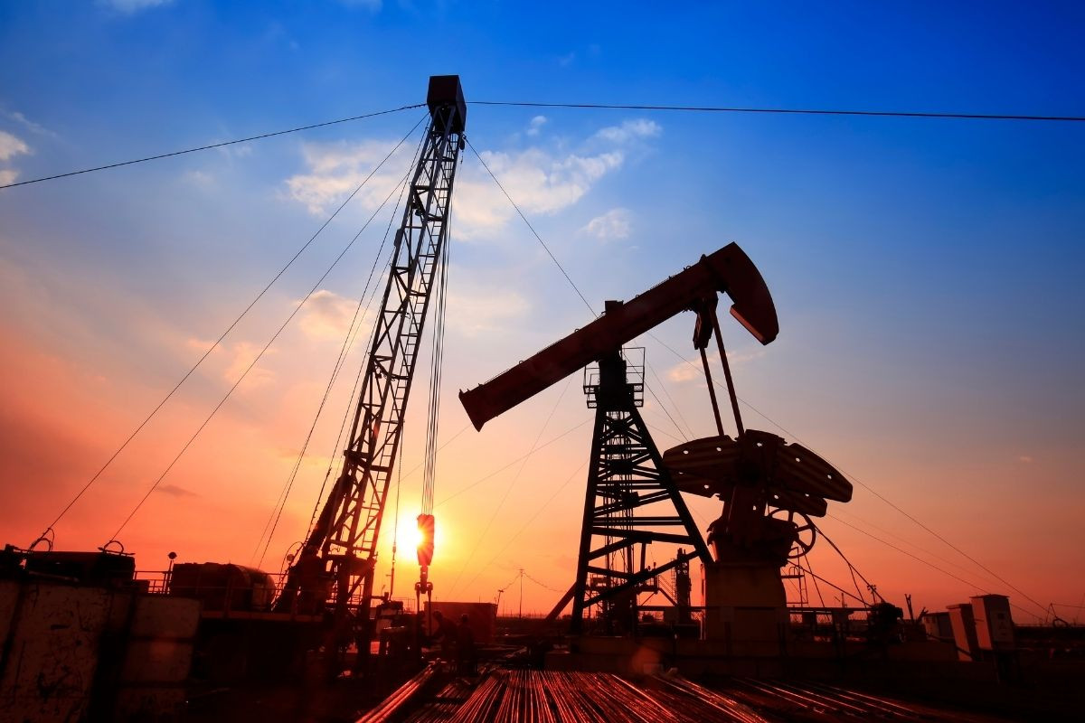 Hürmüz Boğazı’ndaki gerilim petrolü 100 doların üzerine taşıdı