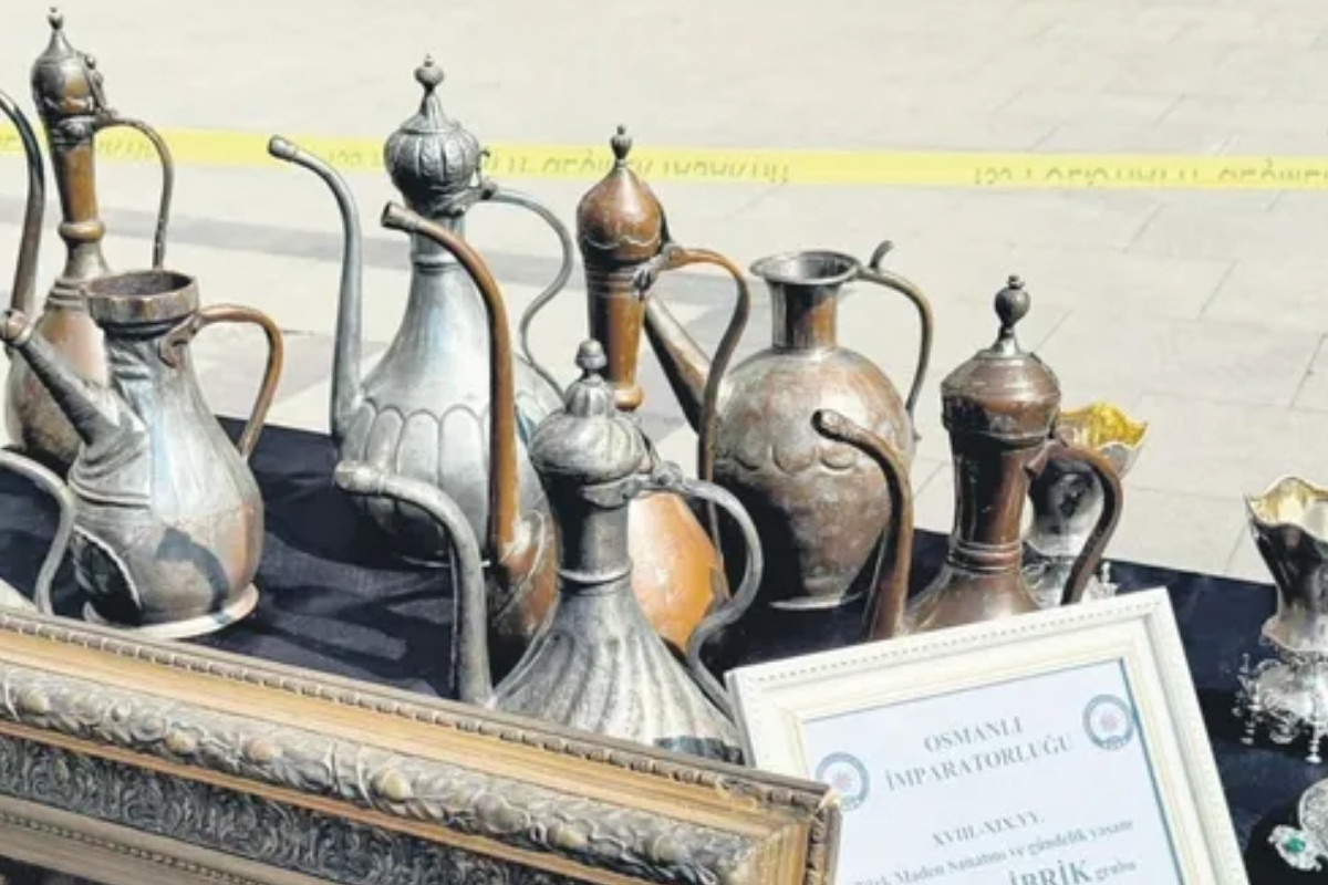 İstanbul’da tarihi eser operasyonu Selçuklu ve Osmanlı dönemine ait 374 parça ele geçirildi, Topkapı Sarayı’ndan çalınan musluk da bulundu