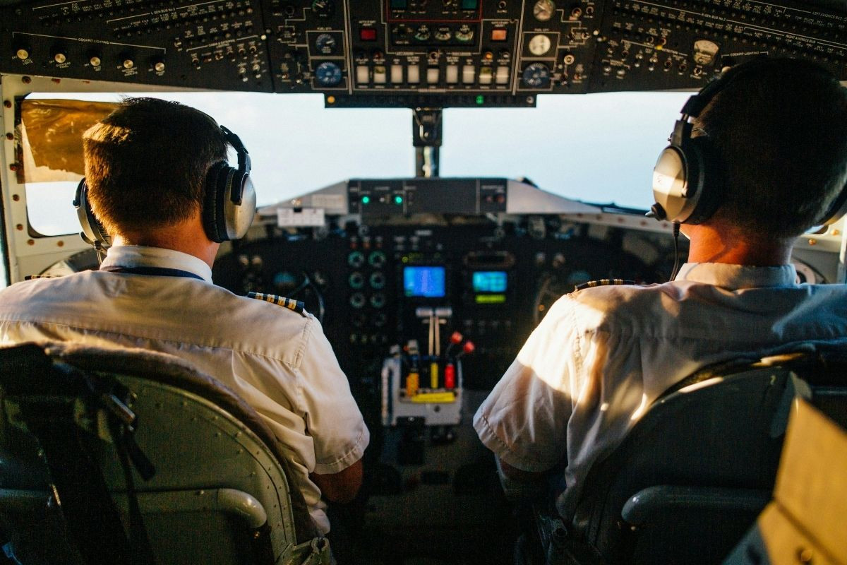 Belçika’da pilotlar için 65 yaşta uçuş yasağı, 66'da ise emeklilik şartı krize yol açtı