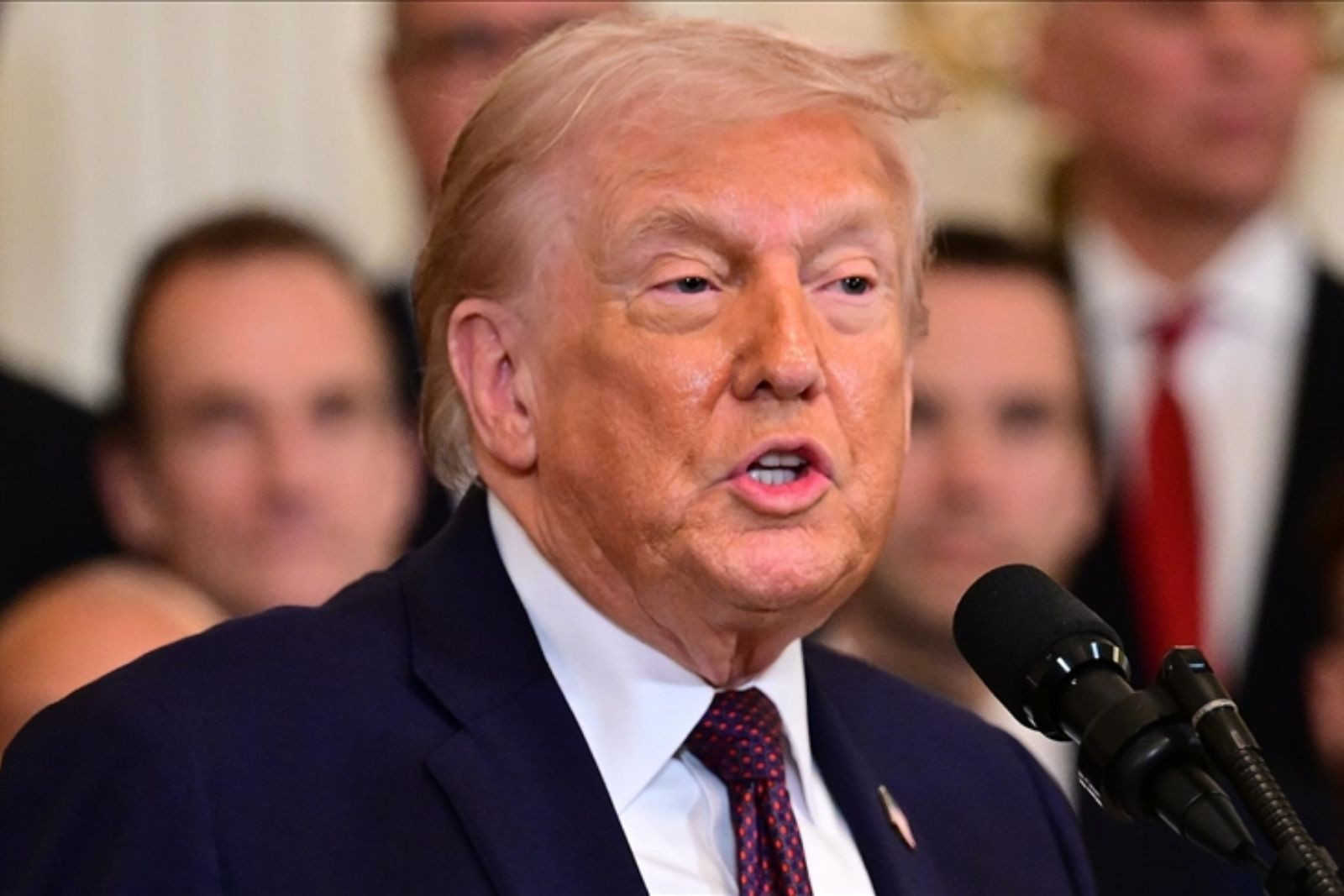 ABD Başkanı Donald Trump tecavüzcü bir pedofil olmadığını savundu