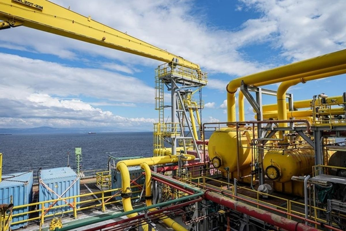 Enerji ithalatı azalırken ham petrol alımı arttı