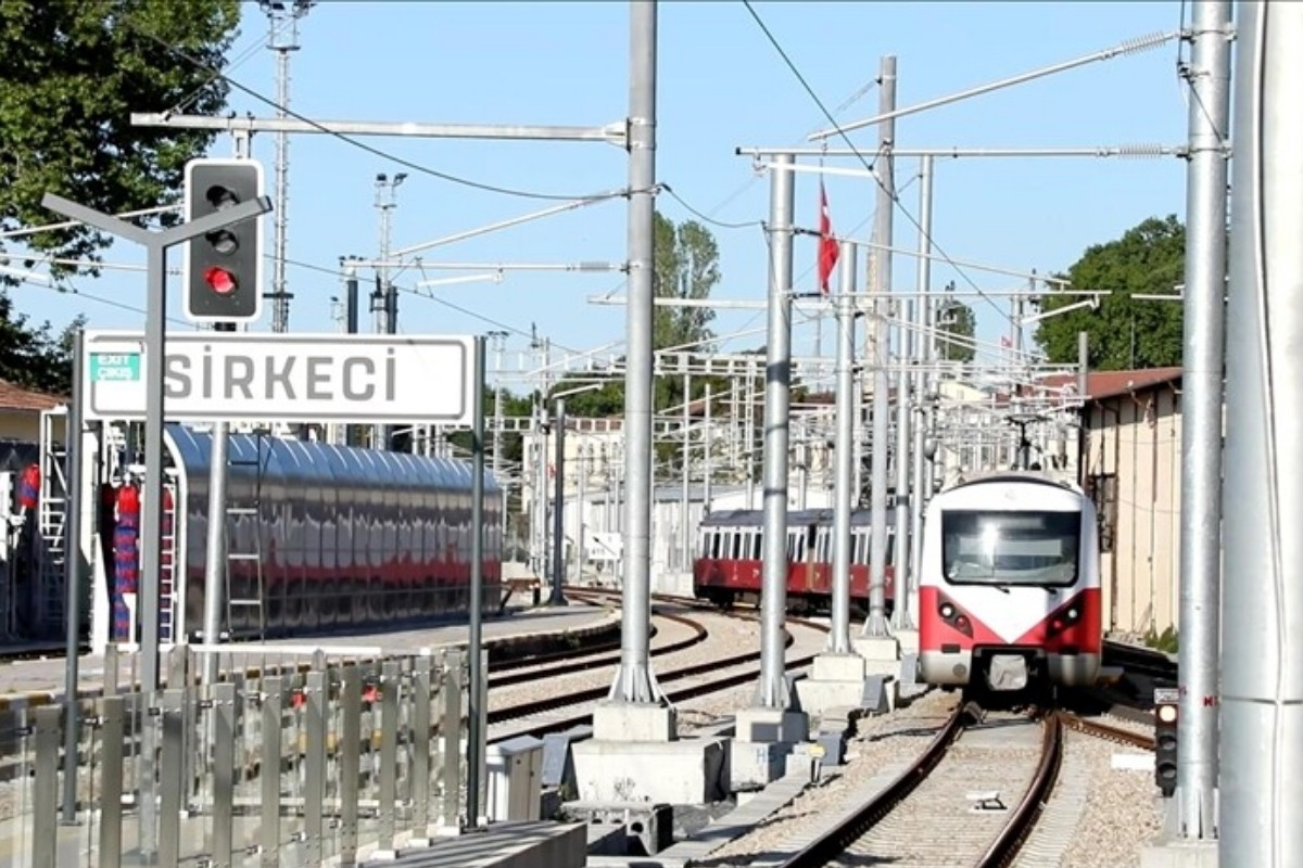 1 Mayıs ve 19 Mayıs'ta bazı şehir içi raylı ulaşım hizmetleri ücretsiz olacak